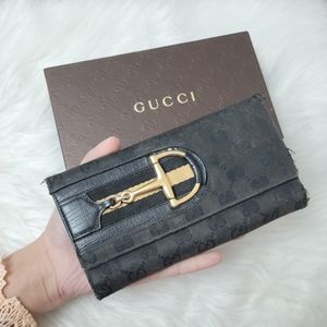 100% Authentic Gucci vintage GG canvas long wallet